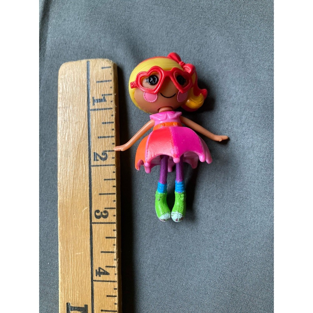 Lalaloopsy April Sunsplash Mini Doll Figure MGA Pink Heart Glasses Girl 3" - Picture 5 of 6